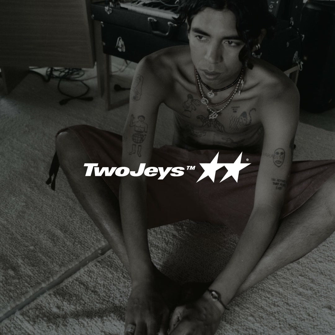 Twojeys